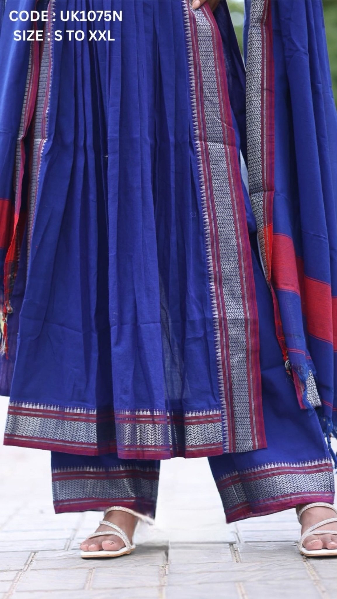 Sadha Blue Handloom Suit Set - Image 4