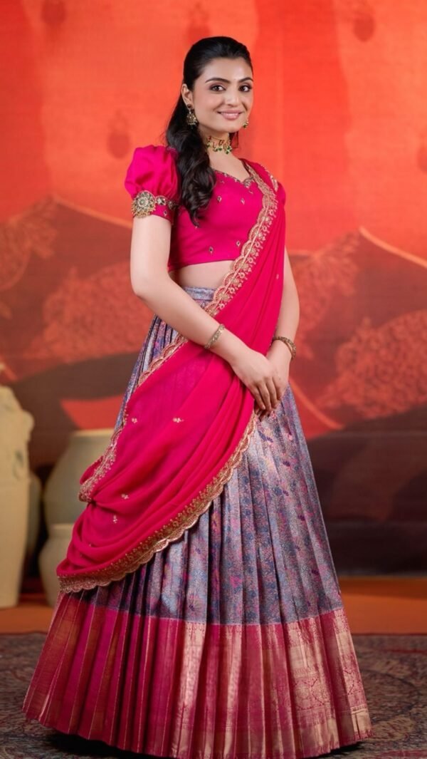 Rahana Banarasi Lehenga Set in PInk - Image 4
