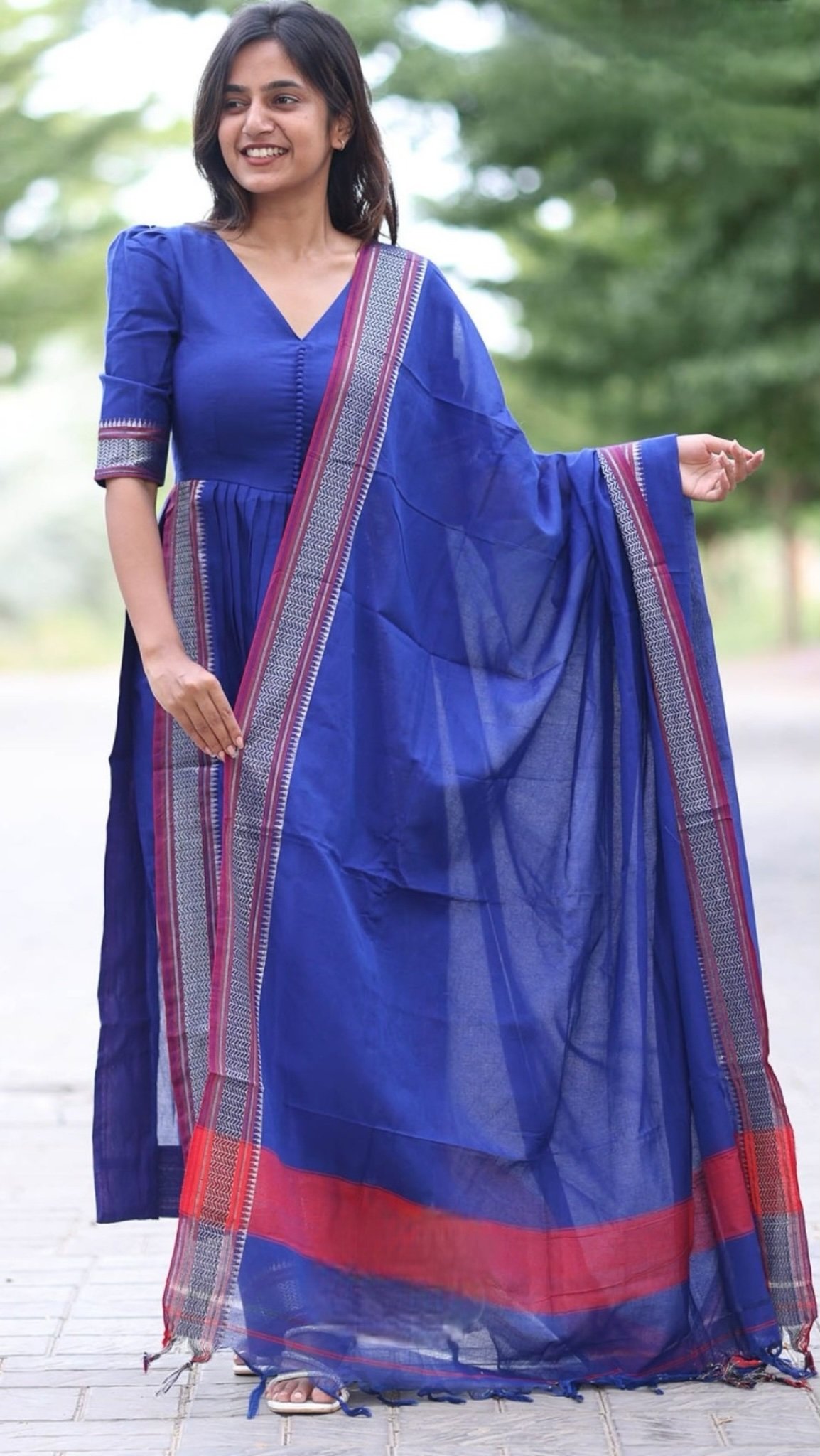 Sadha Blue Handloom Suit Set - Image 3