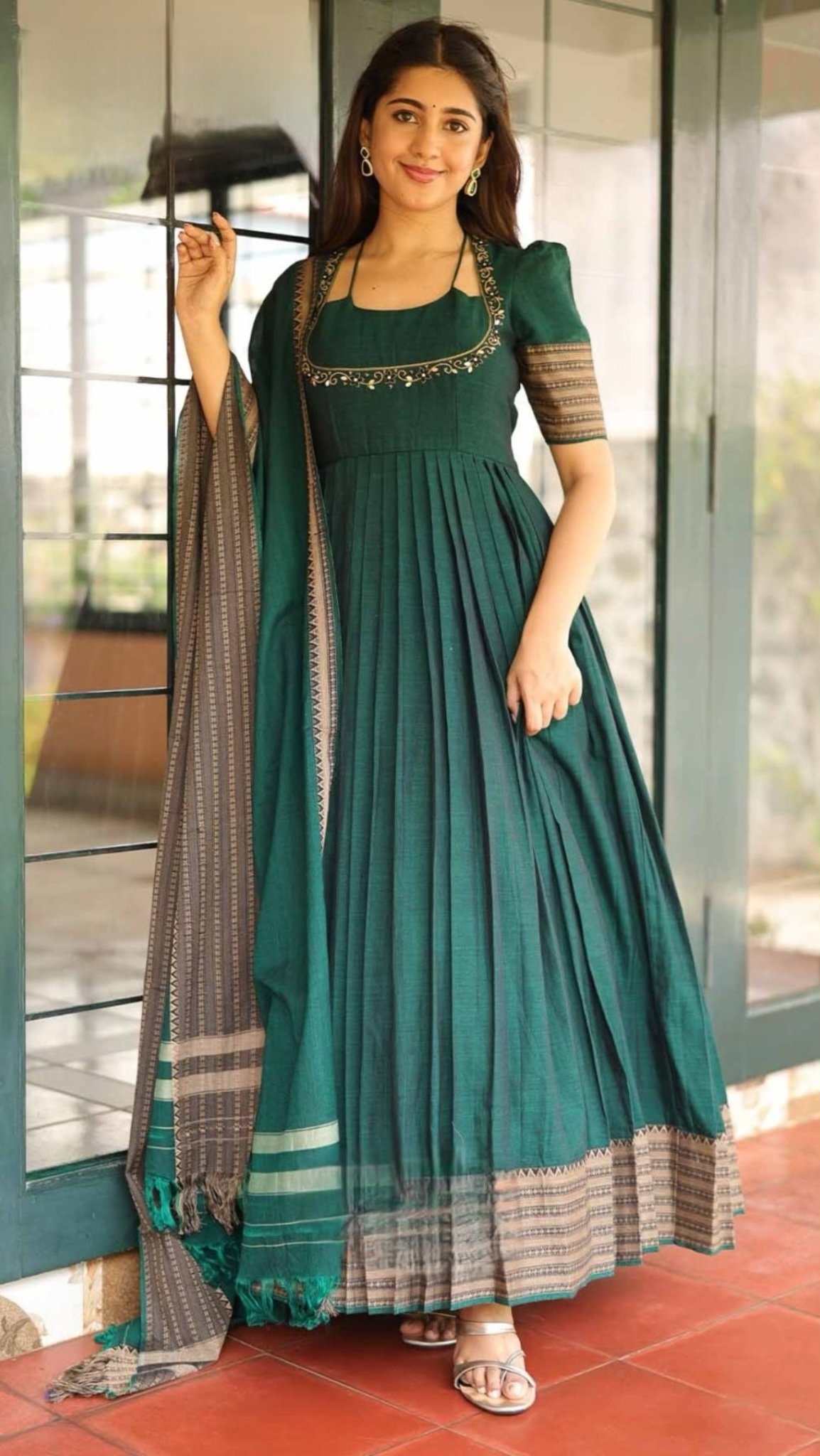 Kiara Emerald Green Handloom Anarkali Kurta Set - Image 1