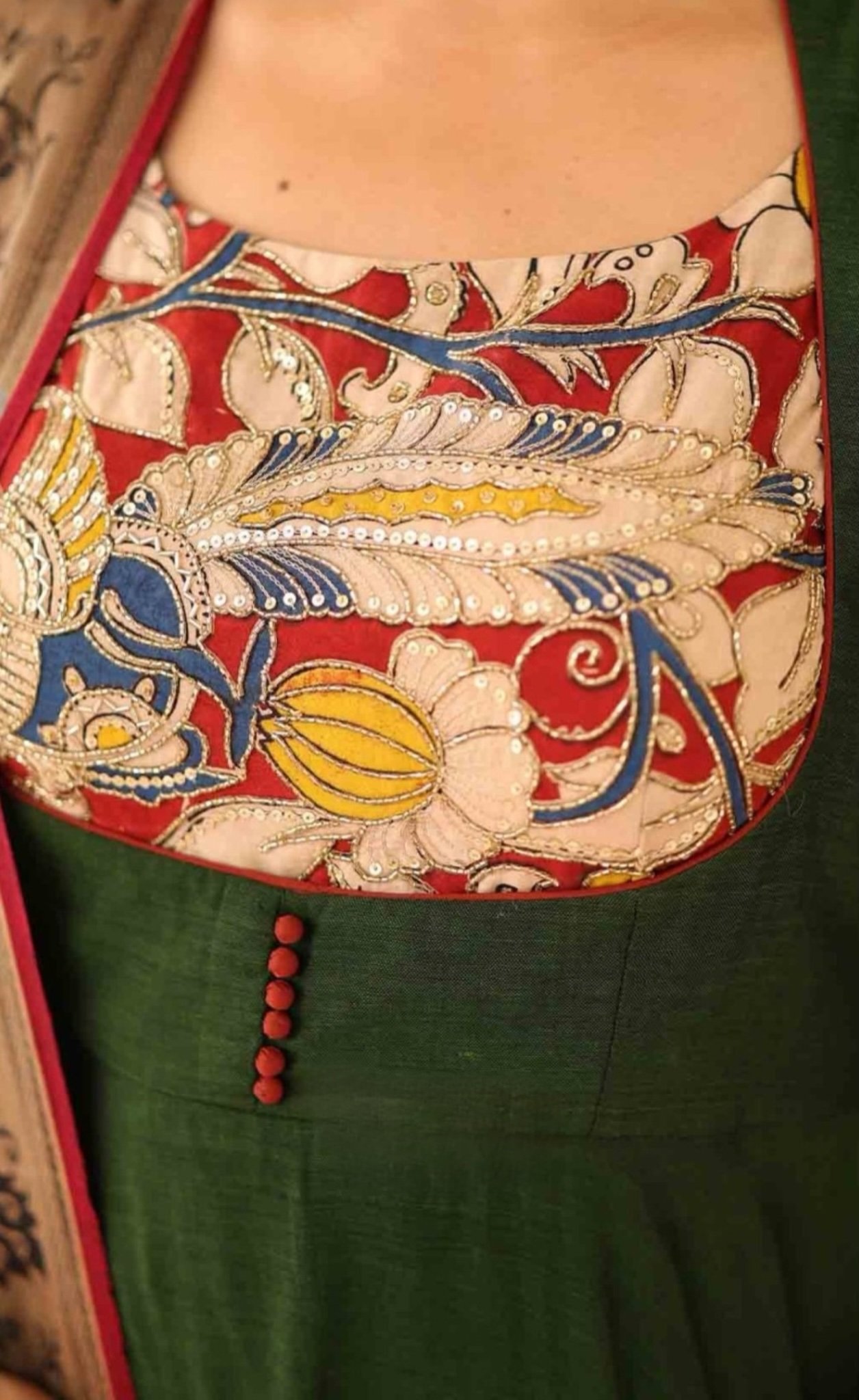 Aarti Green handloom Anarkali Kurta set - Image 4