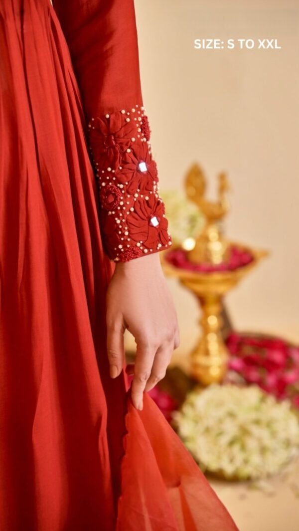 Tashha Tarash Kurta Set - Image 4