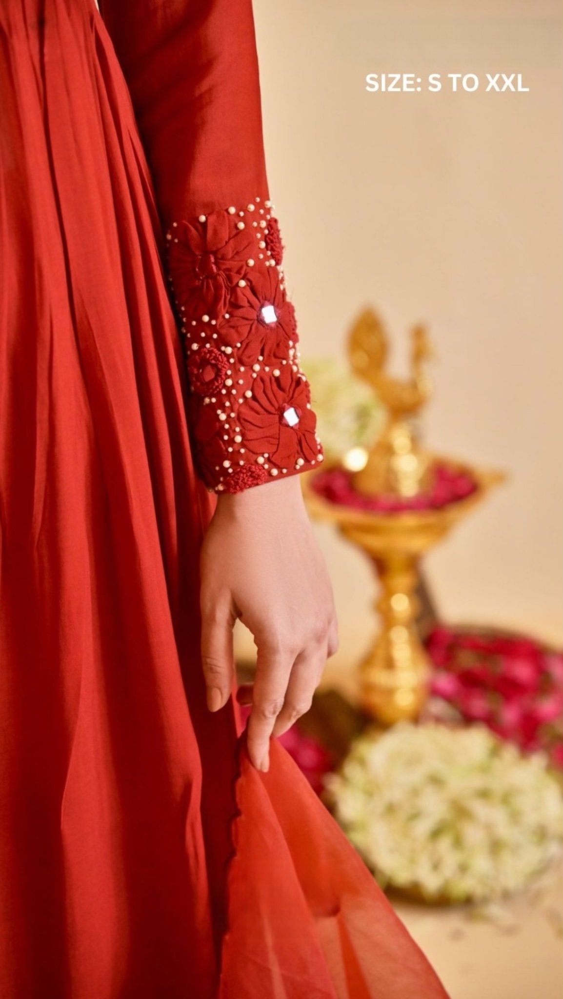 Tashha Tarash Kurta Set - Image 4