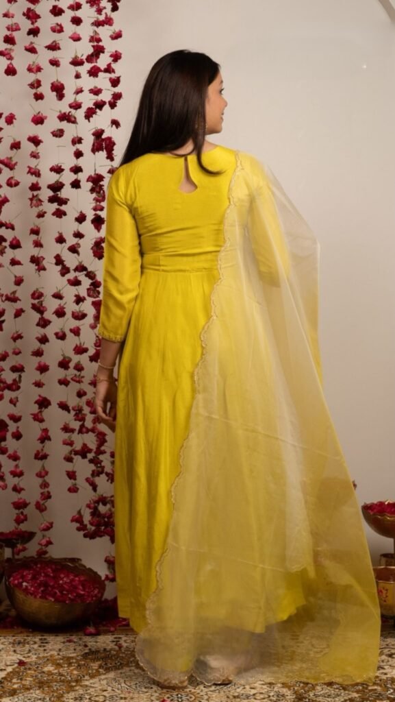 Ghirisha Anarkali Set