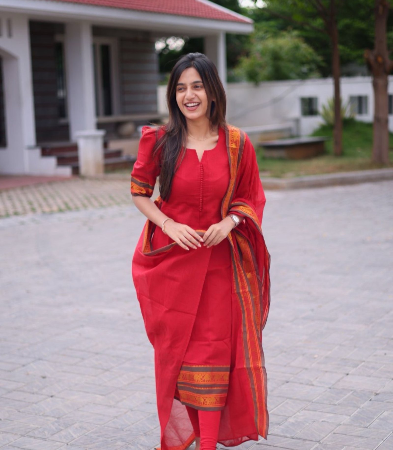 Rakshitha Kurta Set in Red - Image 2