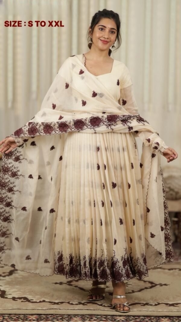 Sahana kota embroidered Anarkali Set - Image 4