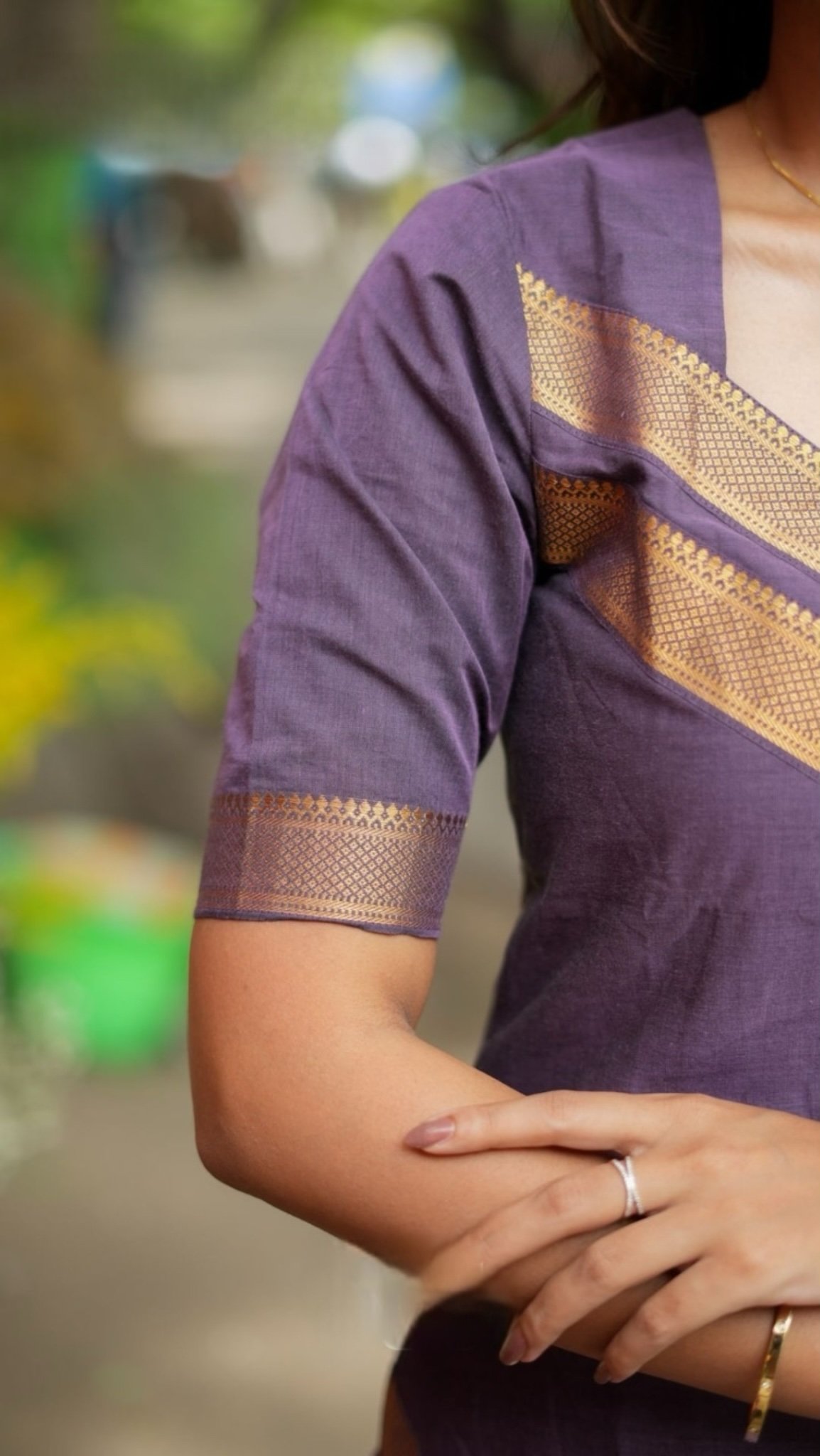 Tharani Handloom Purple Suit Set - Image 6