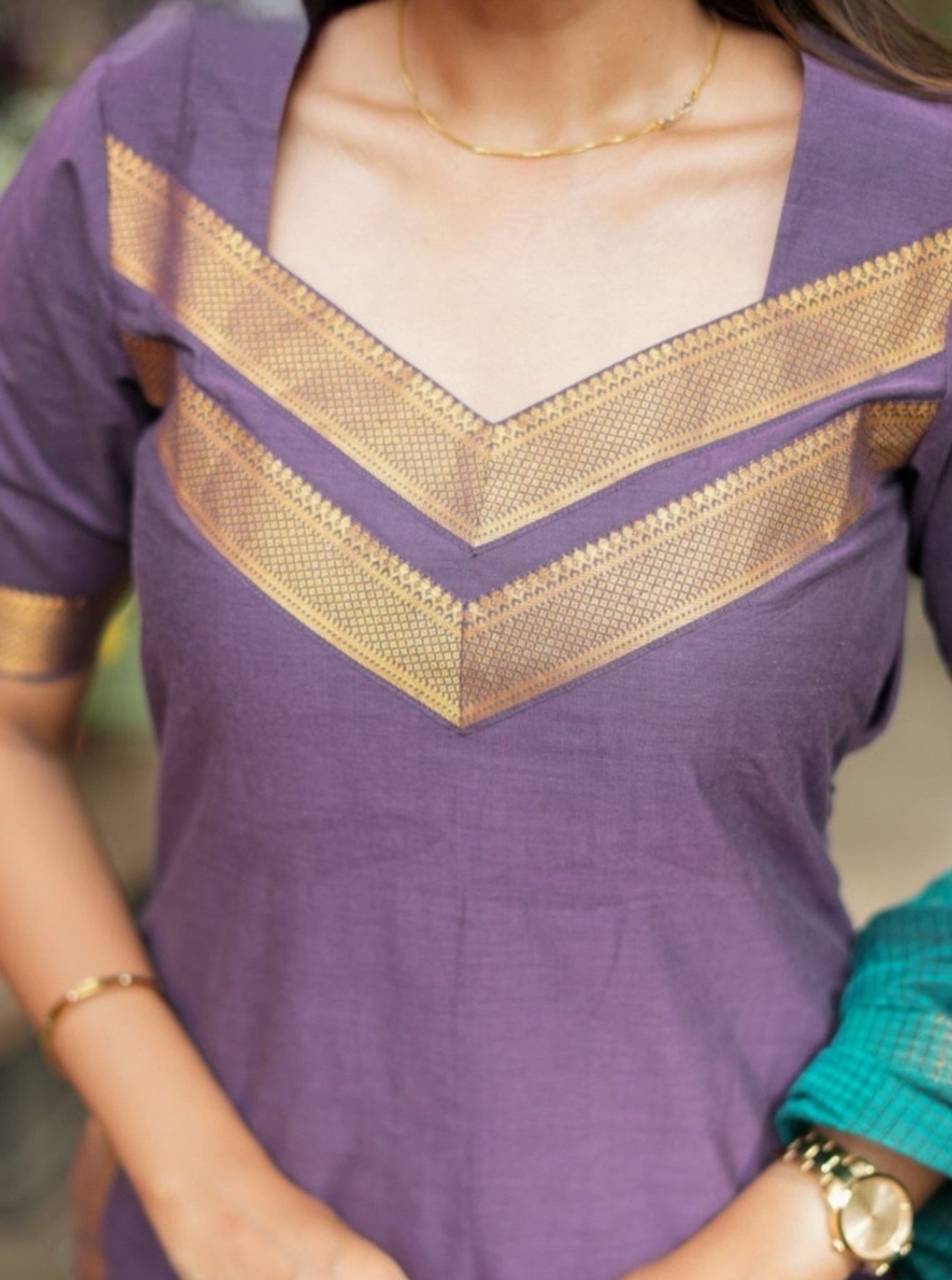 Tharani Handloom Purple Suit Set - Image 7