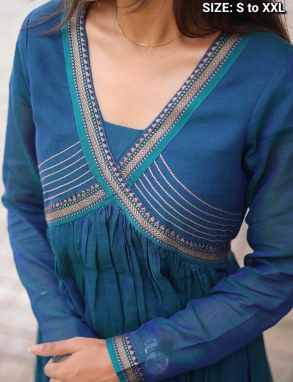 Manikha Kurta Set in Peacock Blue - Image 4