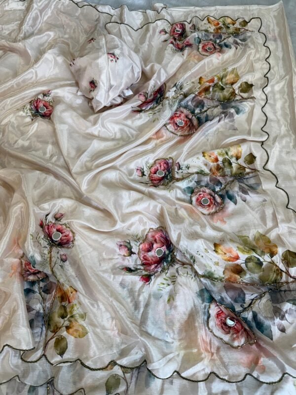 AURELIA - Image 4