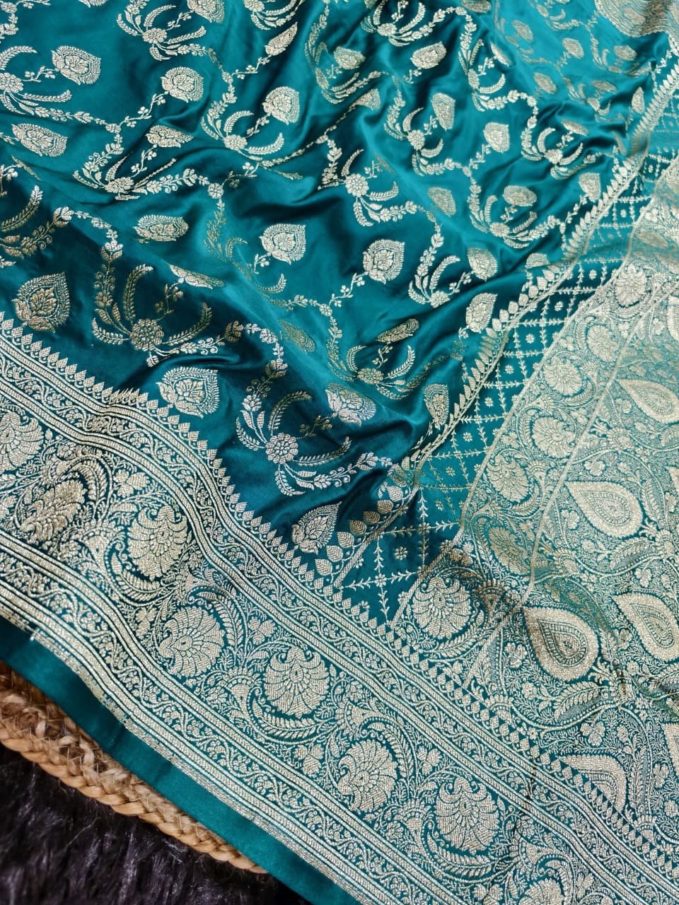 RANGMAHAL — MEHRANG JAAL EDIT - Image 10