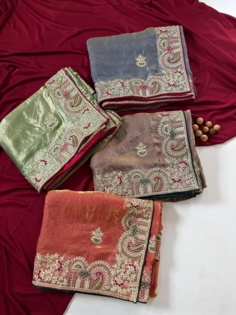 AURELIA - Satin silk