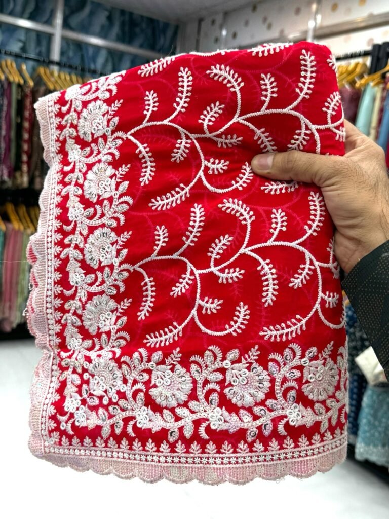 AURELIA - CHIKANKARI EDIT