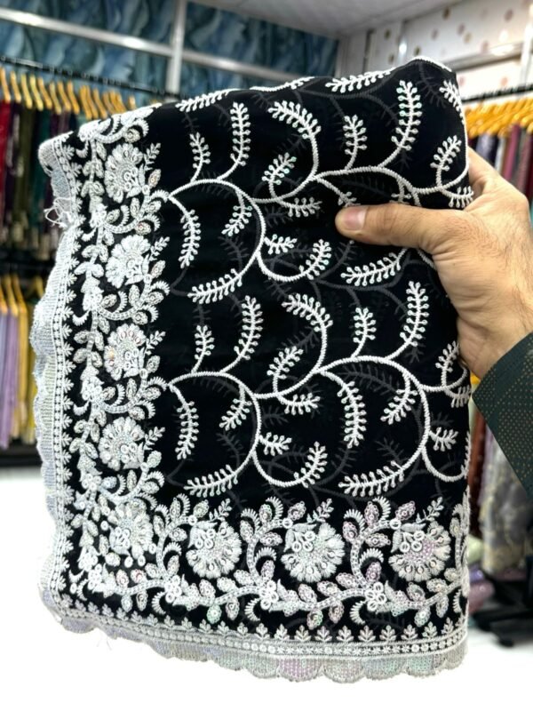 AURELIA - CHIKANKARI EDIT - Image 19