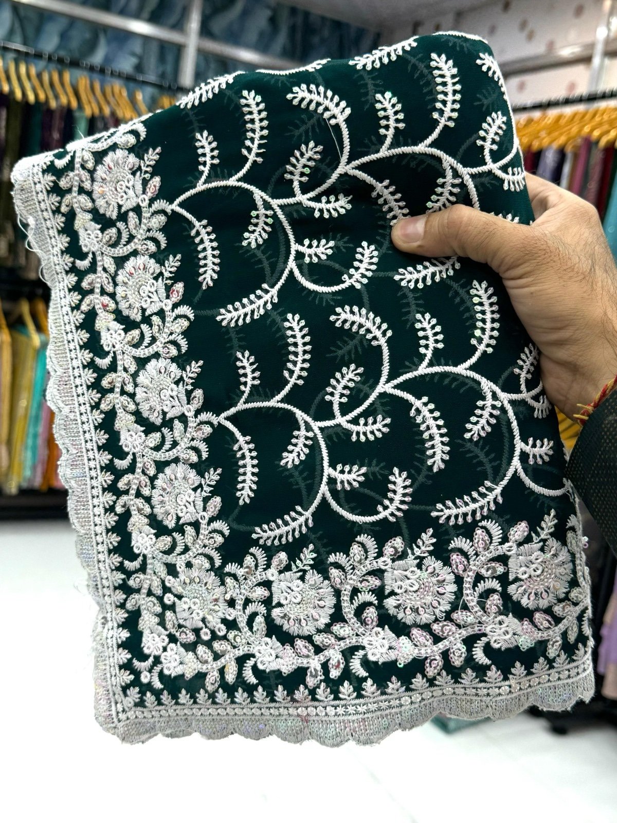 AURELIA - CHIKANKARI EDIT - Image 15