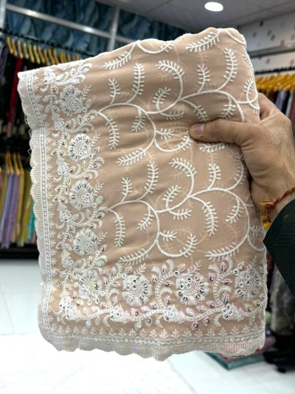 AURELIA - CHIKANKARI EDIT - Image 21