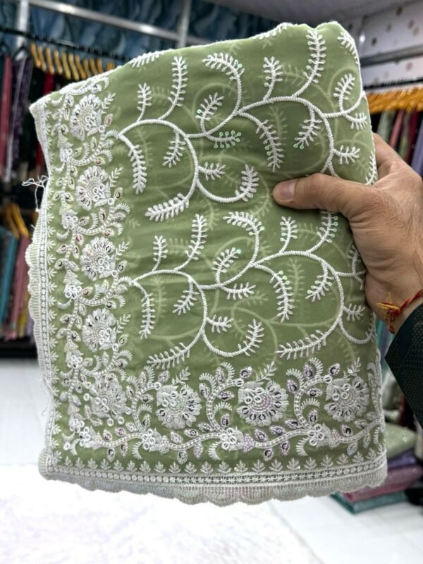 AURELIA - CHIKANKARI EDIT - Image 22