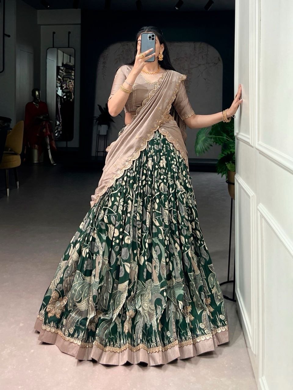 Raaveya - Image 3