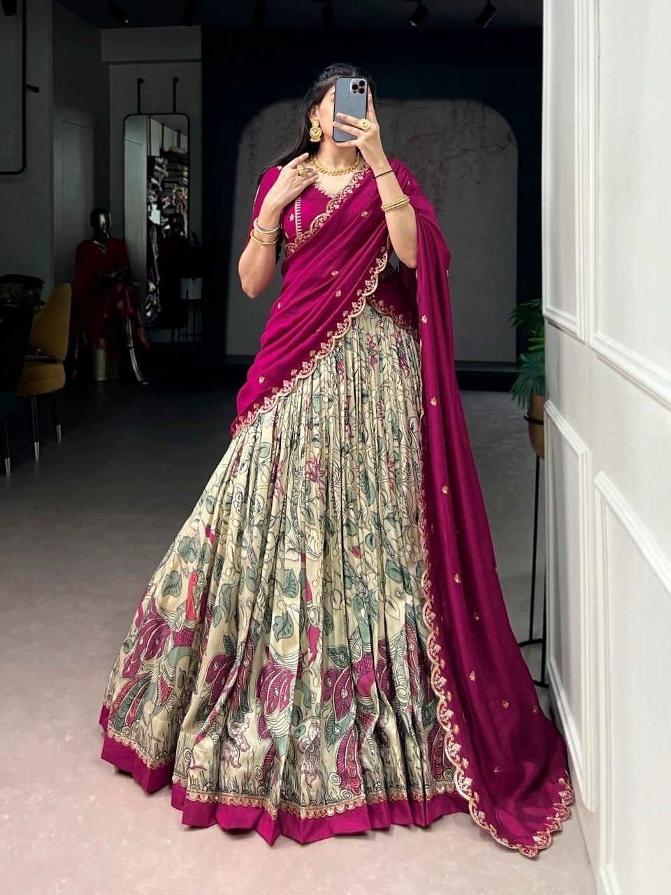 Raaveya - Image 1