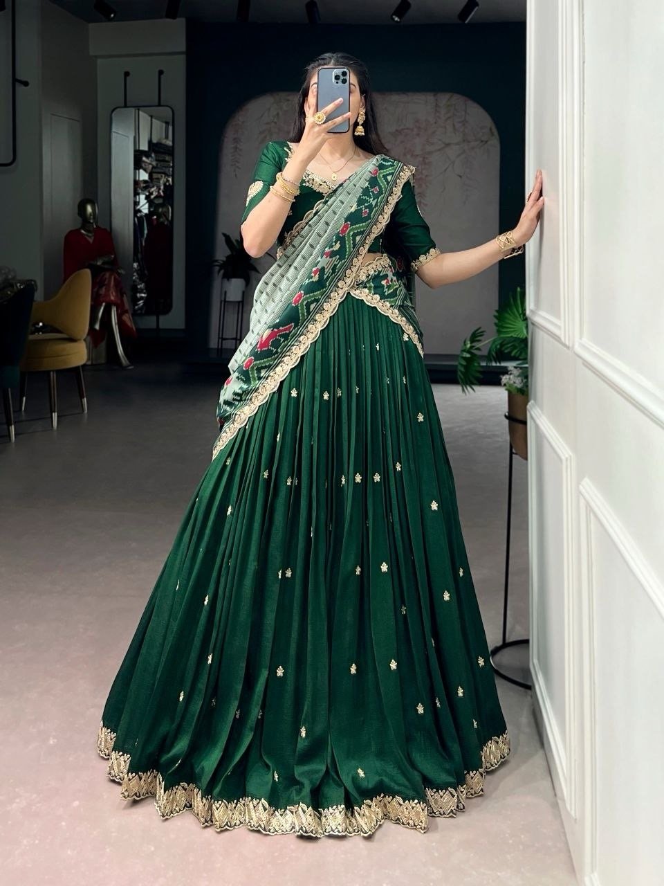 Raaveya - Image 2