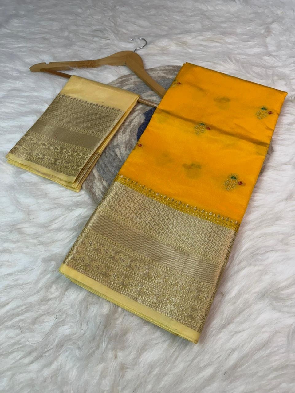 BANARASI CLASSIC EDIT - Image 4