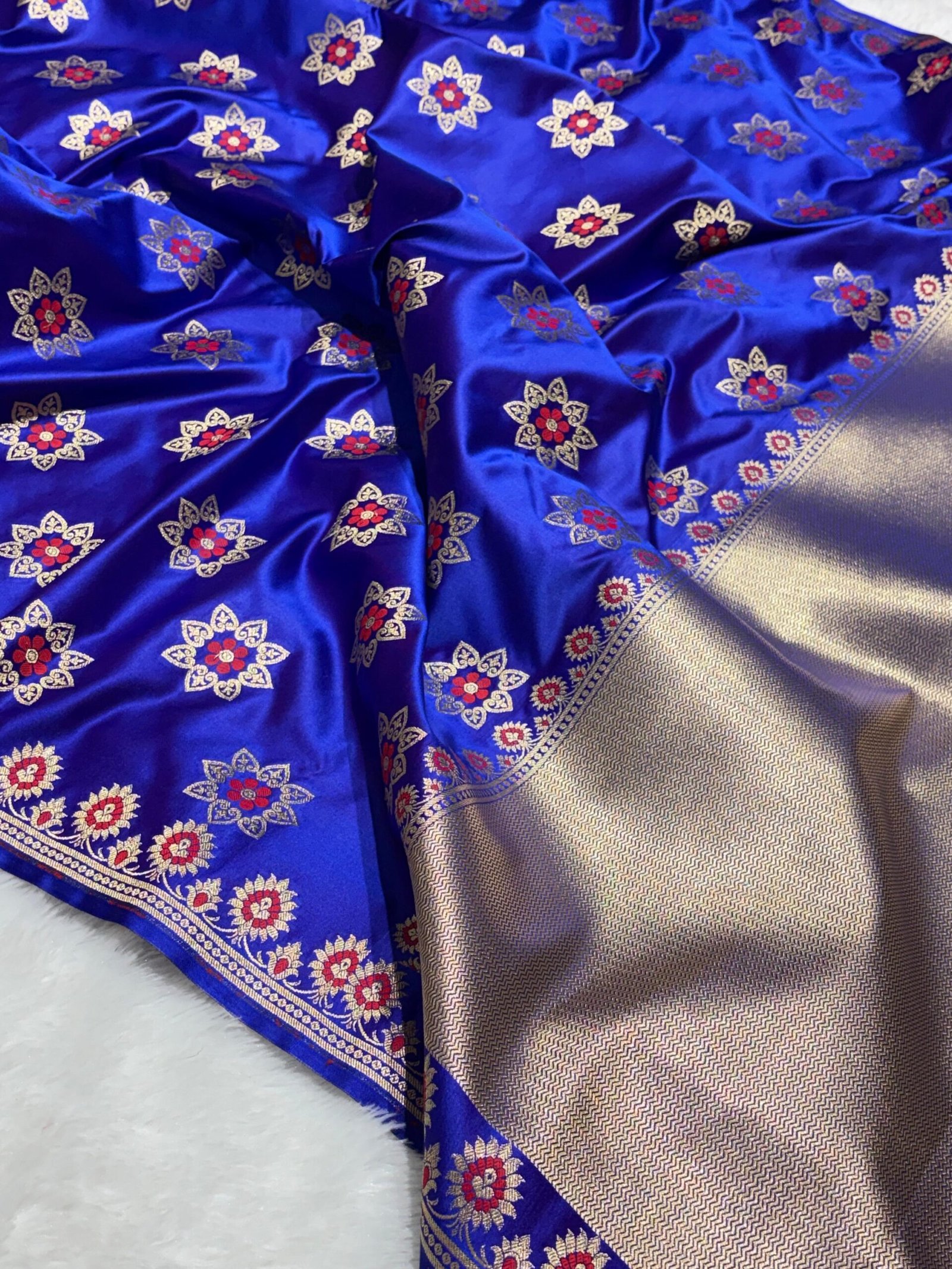 RANGMAHAL — MEENA BUTA EDIT - Image 10