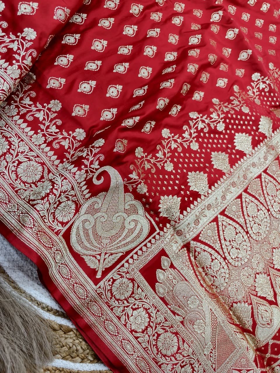 RANGMAHAL — SONA BUTI EDIT - Image 1