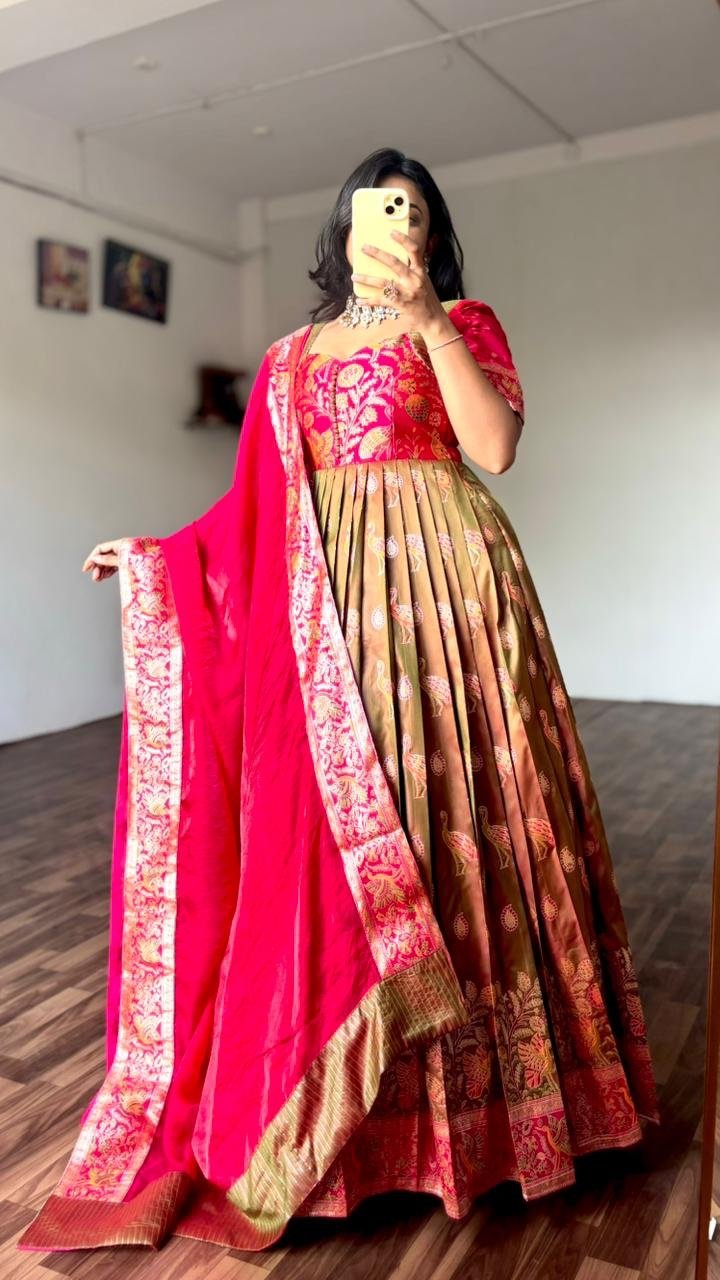 ✨ LIMITED EDITION BANARASI SILK GOWN SET ✨ - Image 1