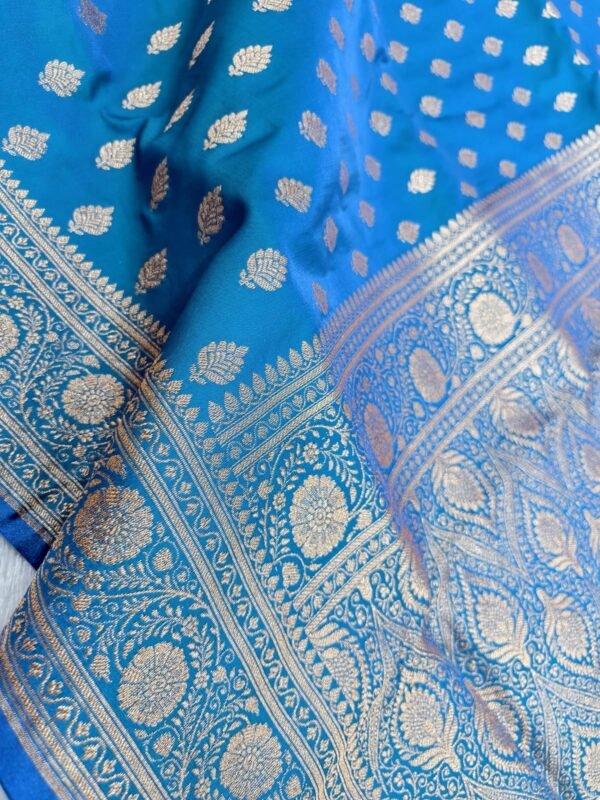 RANGMAHAL — ZARI MOTIF EDIT - Image 17