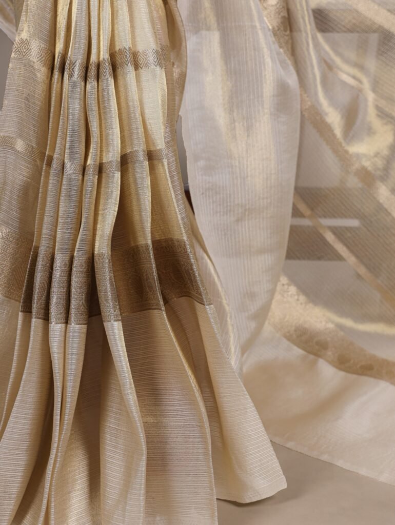 VELVYA TISSUE SILK
