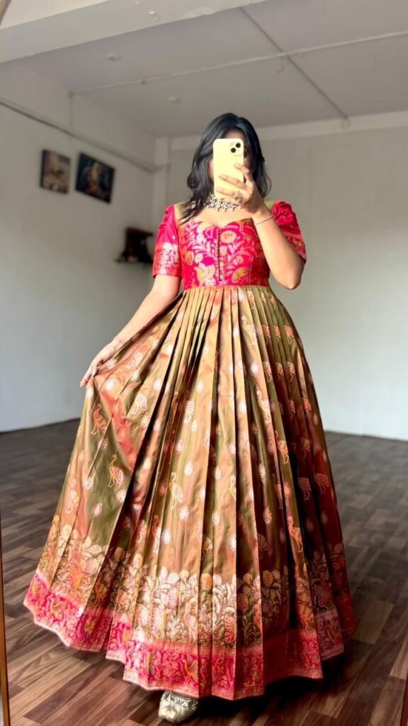 ✨ LIMITED EDITION BANARASI SILK GOWN SET ✨