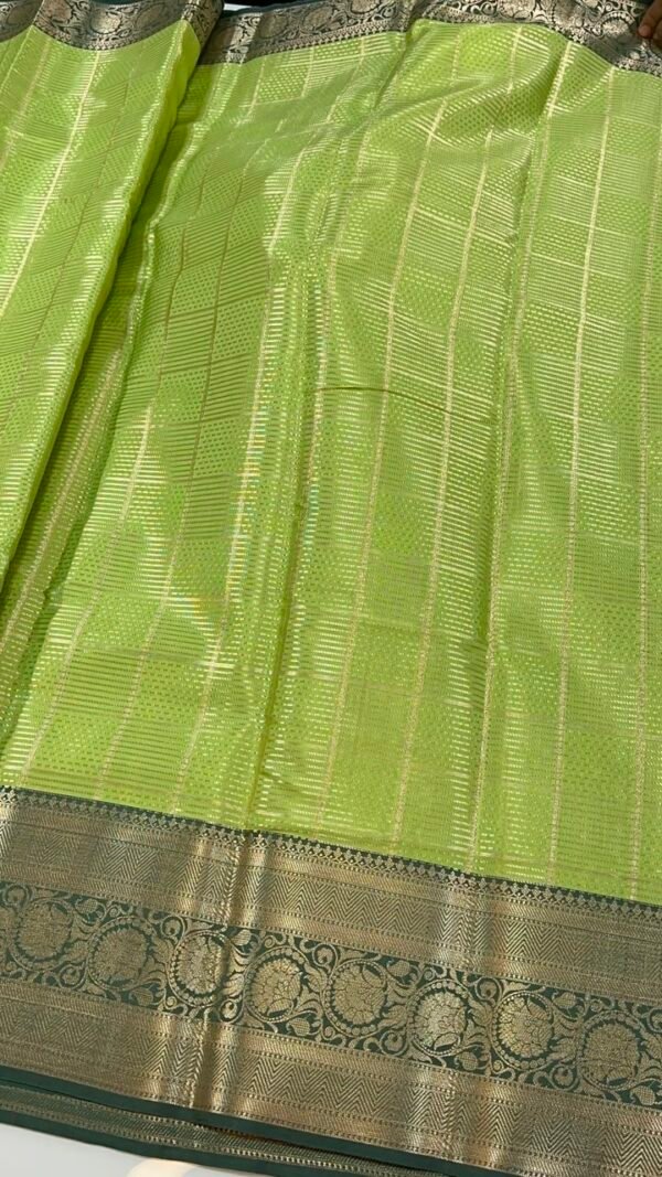 YAAZHA - BANARASI SEMI SILK