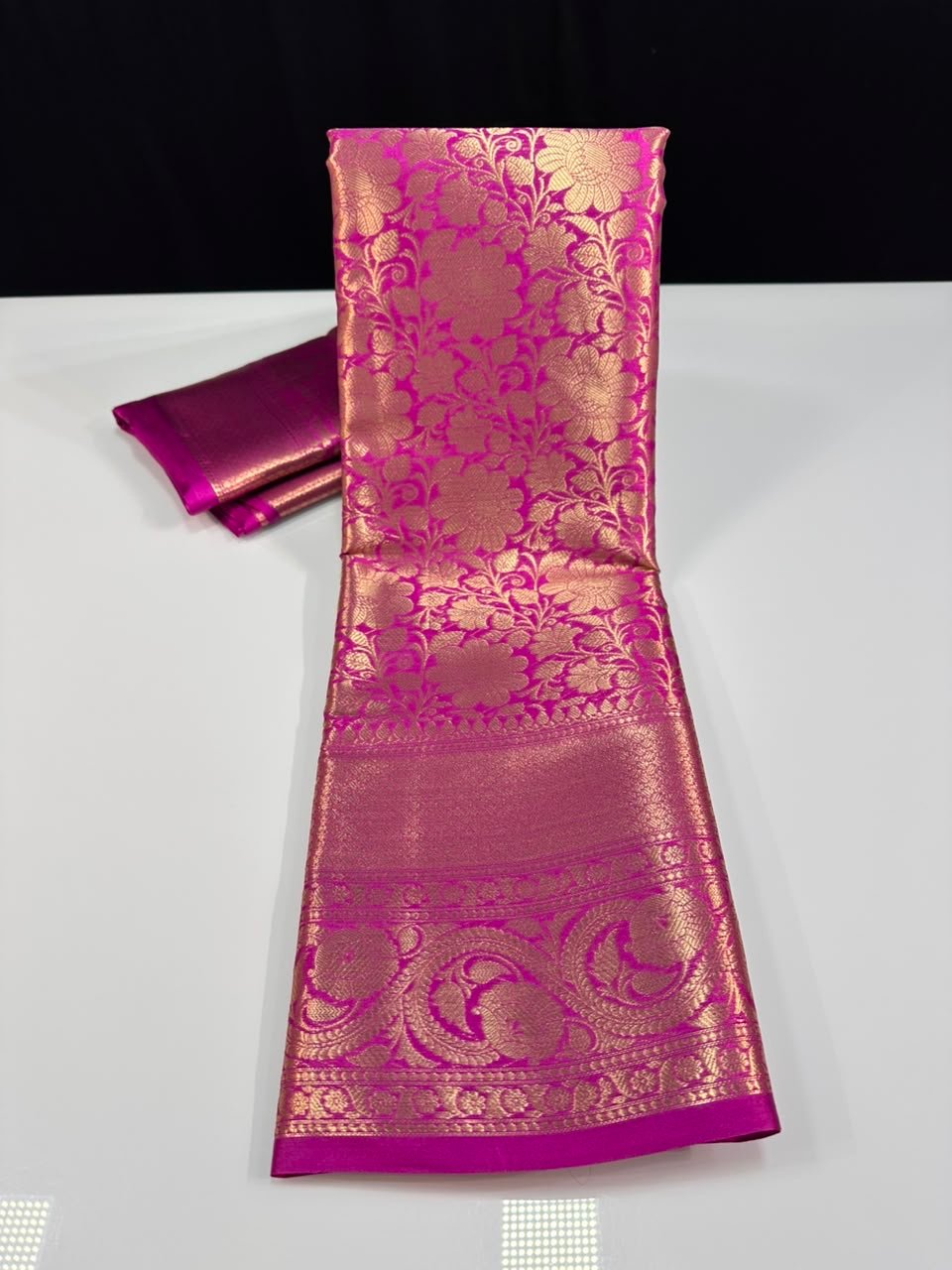 YAAZHA - BANARAS BROCADE - Image 8