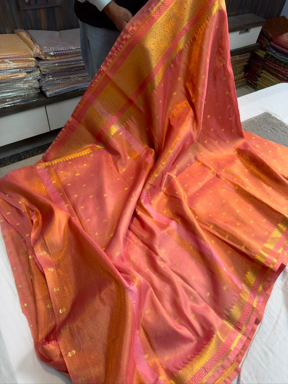 BANARASI CLASSIC EDIT — METALLIC TISSUE EDIT ✨ - Image 8