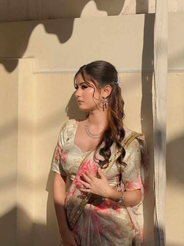 NOORE — CELEBRITY EDIT ✨ - Image 5