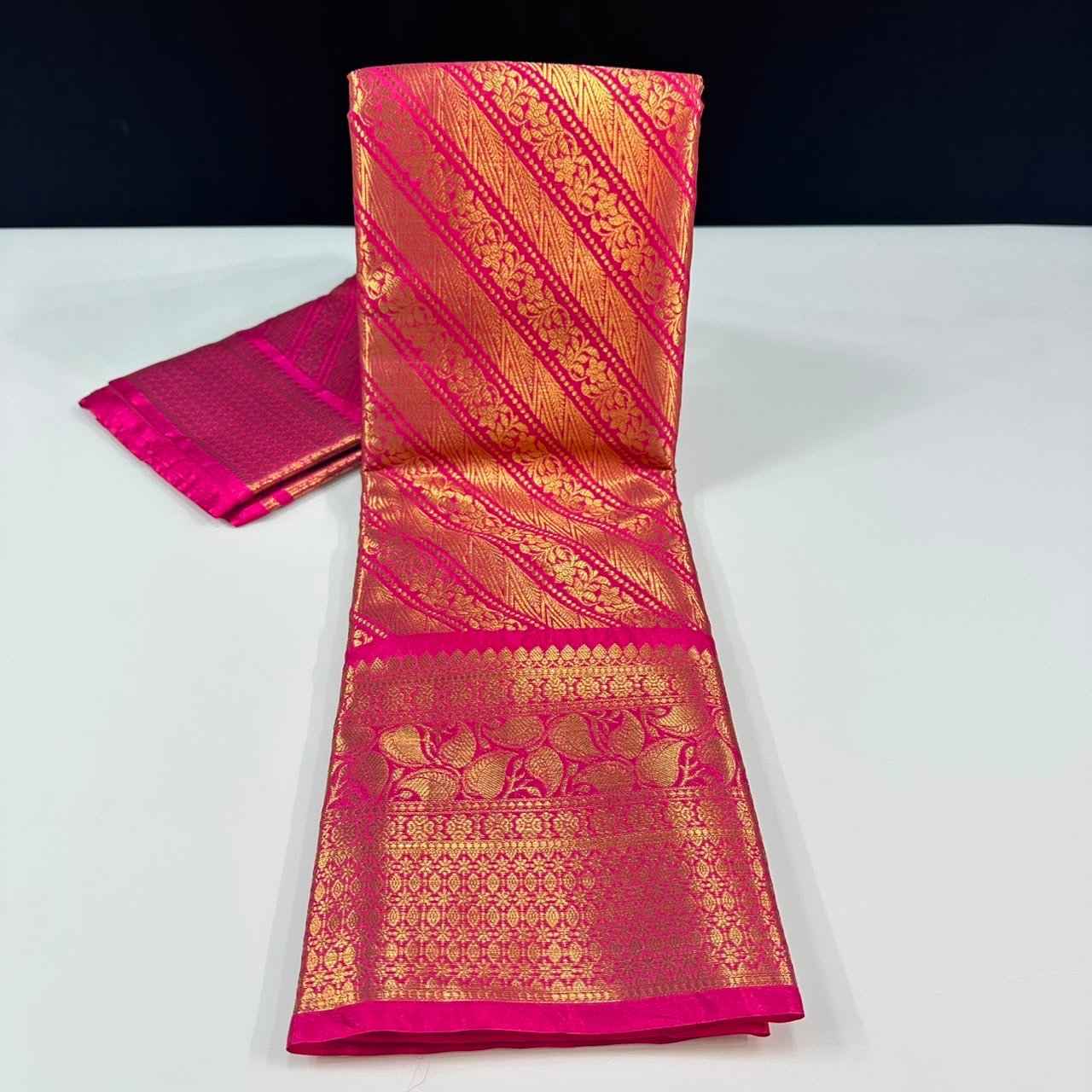 YAAZHA — SEMI BROCADE✨ - Image 5