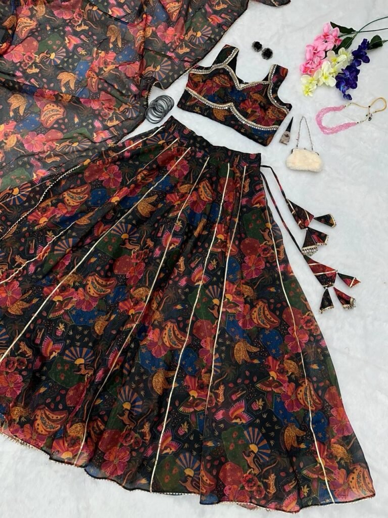 ELYSIA — FLORAL MIRROR EDIT
