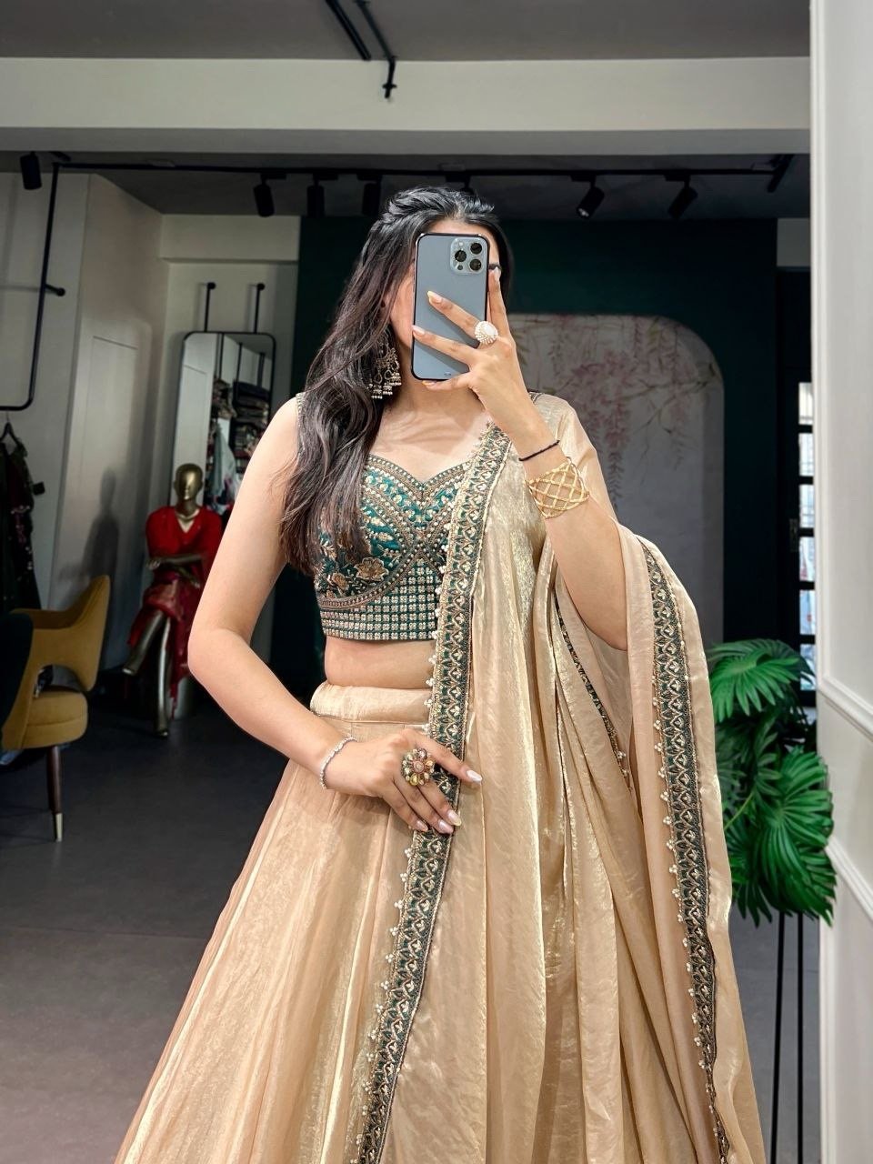 YAASHIRA — FENDY LUXE EDIT ✨ - Image 3