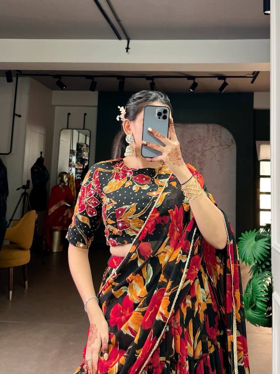 YAASHIRA — FLORAL MARBLE EDIT ✨ - Image 11
